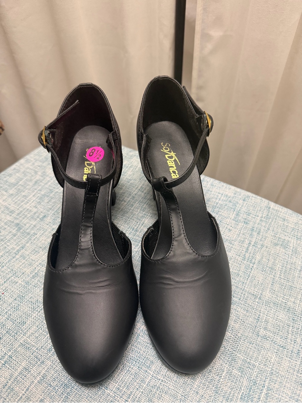 Classic Só Dança Connie CH57 character shoes in black leather, women’s size 8.5.
